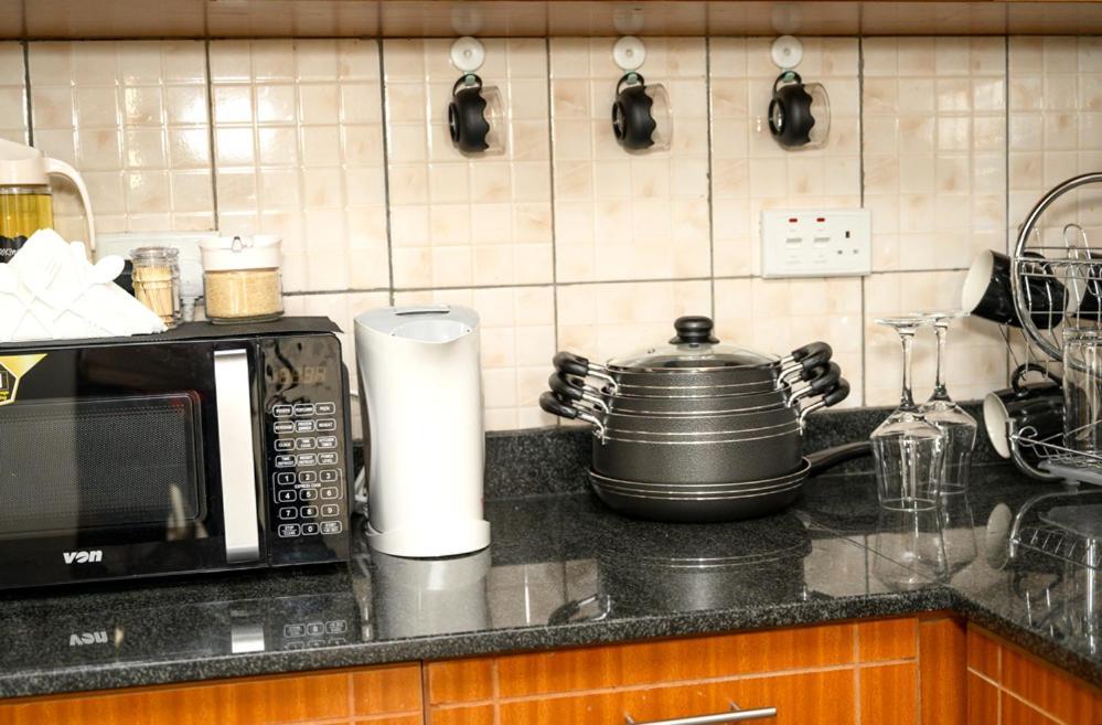 Furnished 1 Bedroom Apartment In Nairobi. 15 Mins To Cbd. Free Wi-Fi & Parking エクステリア 写真