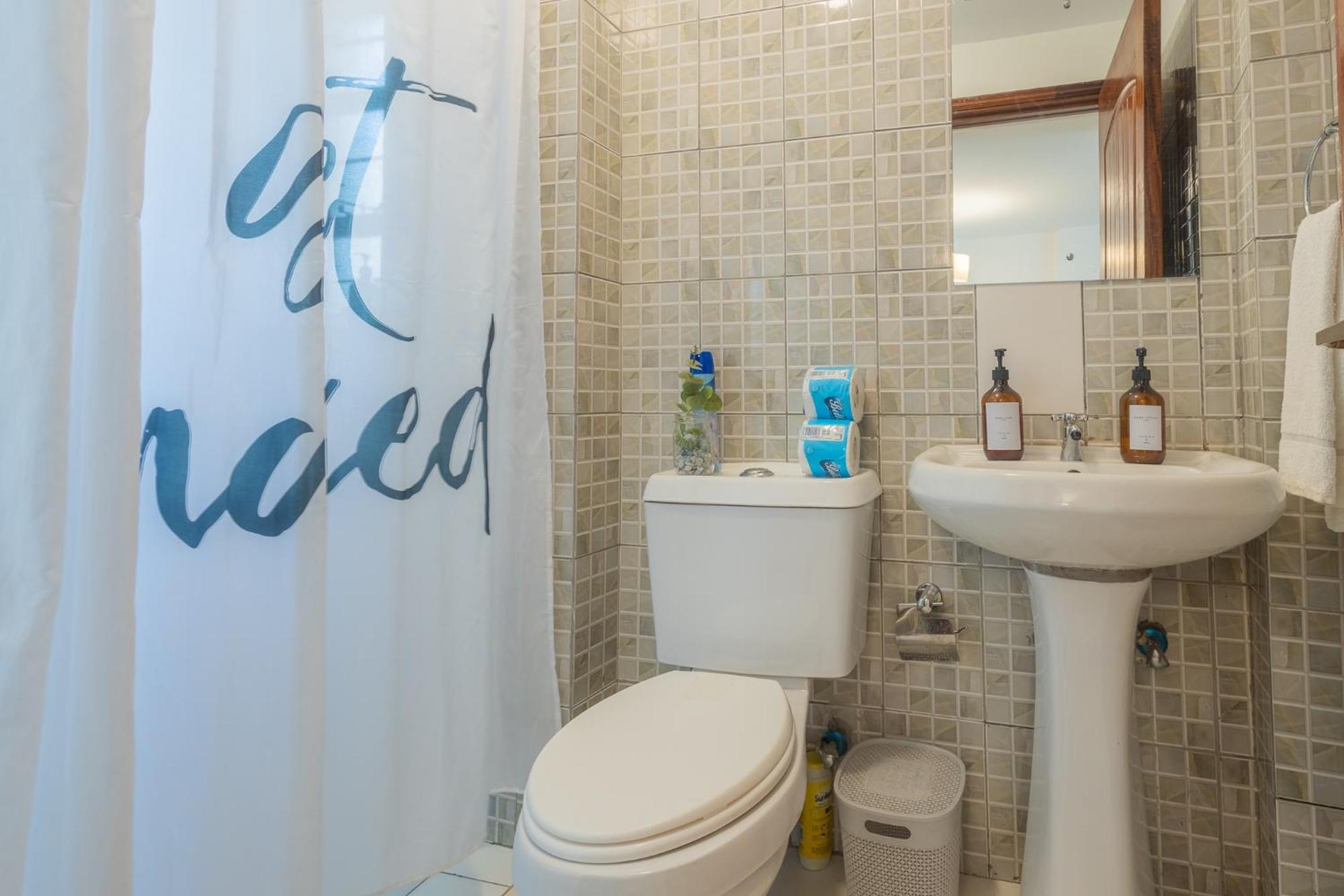Furnished 1 Bedroom Apartment In Nairobi. 15 Mins To Cbd. Free Wi-Fi & Parking エクステリア 写真