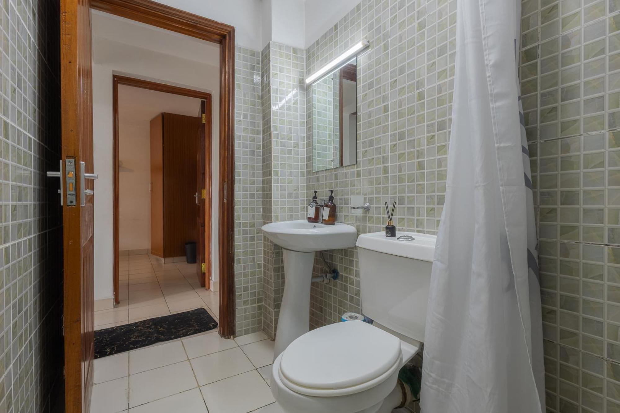 Furnished 1 Bedroom Apartment In Nairobi. 15 Mins To Cbd. Free Wi-Fi & Parking エクステリア 写真
